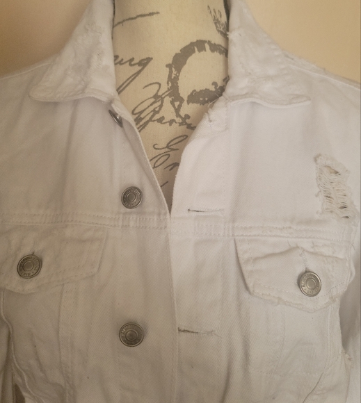 Almost Famous white ripped jacket - Picture 3 of 8